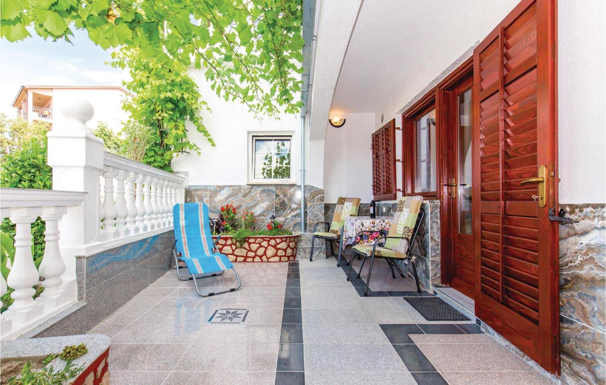 Stunning Apartment In Crikvenica With Wifi Exterior foto