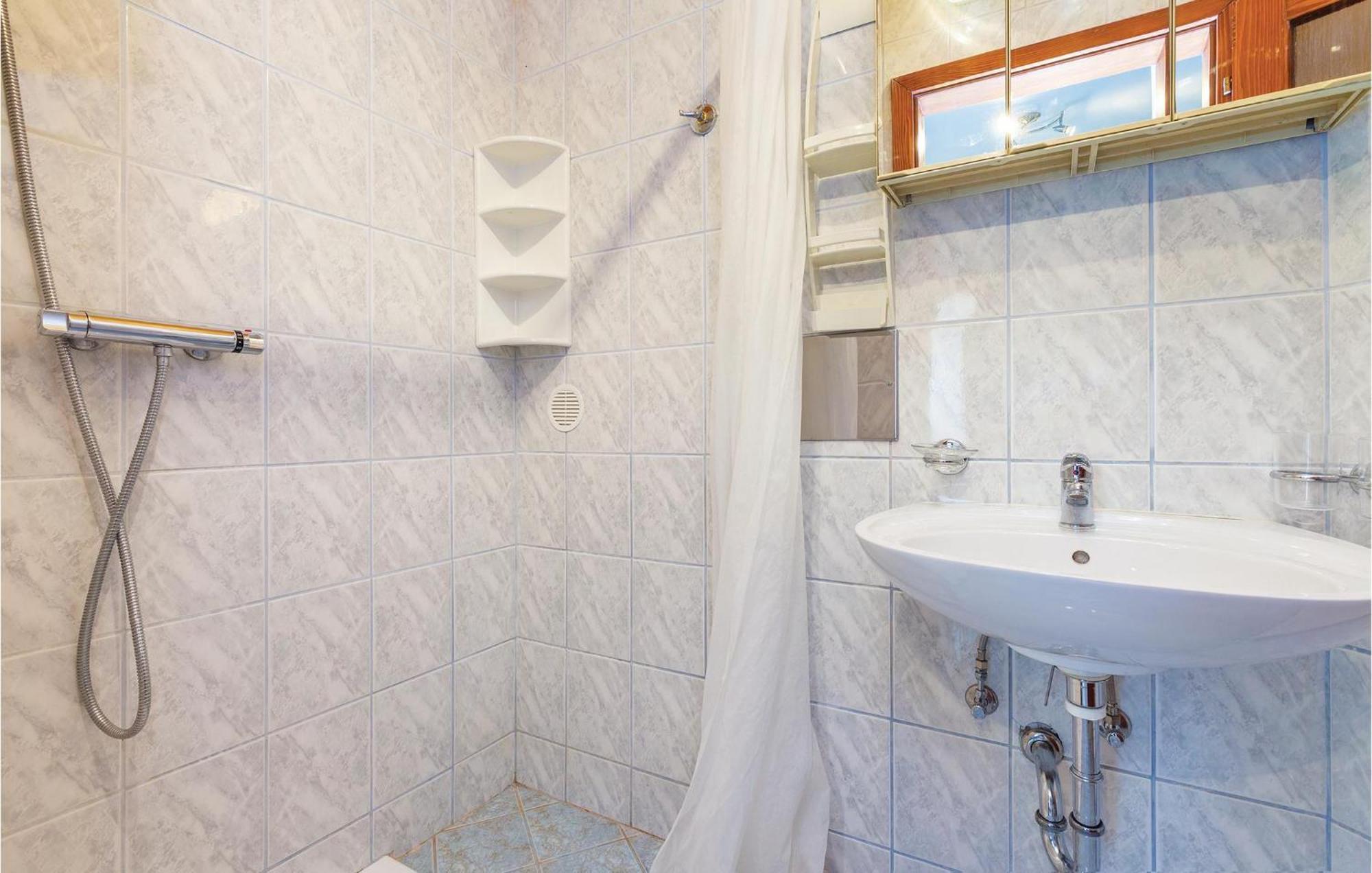 Stunning Apartment In Crikvenica With Wifi Exterior foto